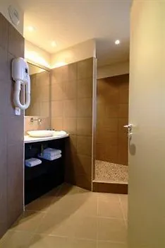 Ξενοδοχείο The Originals Boutique, Marytel, Montbrison 3*