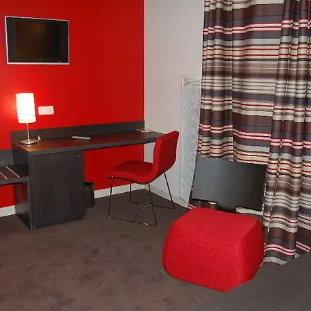 The Originals Boutique, Marytel, Montbrison Ξενοδοχείο 3*